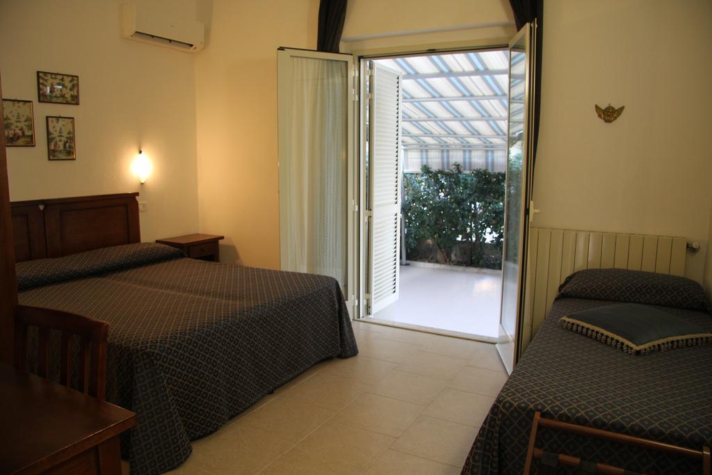 Residence I Due Pini Marina di Grosseto Luaran gambar