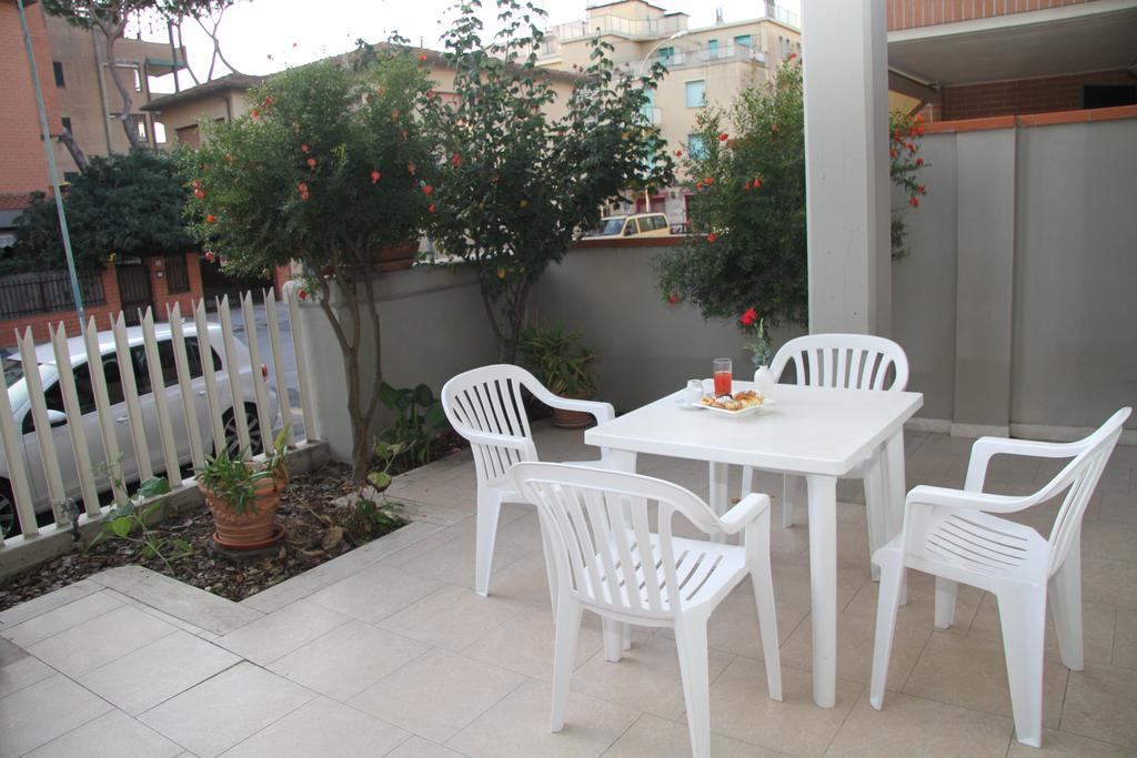 Residence I Due Pini Marina di Grosseto Bilik gambar